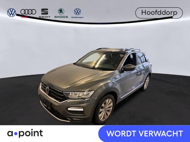 Volkswagen T-Roc 1.5 TSI Sport 150 PK DSG | Panorama dak | Parkeercamera | Stoel- en stuurverwarming | Elektrische achterklep |