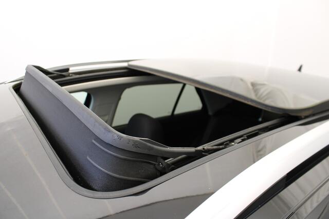 Volkswagen T-Roc 1.0 TSI Style |Pano|Navi|