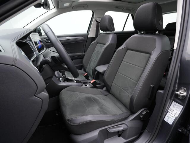 Volkswagen T-Roc 1.5 TSI 150 pk DSG Style | Panoramadak | Stuur-/stoelverwarming | Achteruitrijcamera | Adaptive Cruise