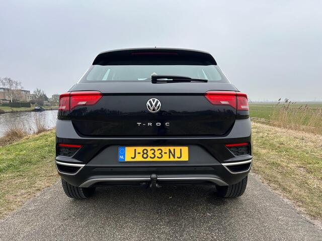 Volkswagen T-Roc 1.5 TSI Sport Virtual Cockpit / Camera / Trekhaak
