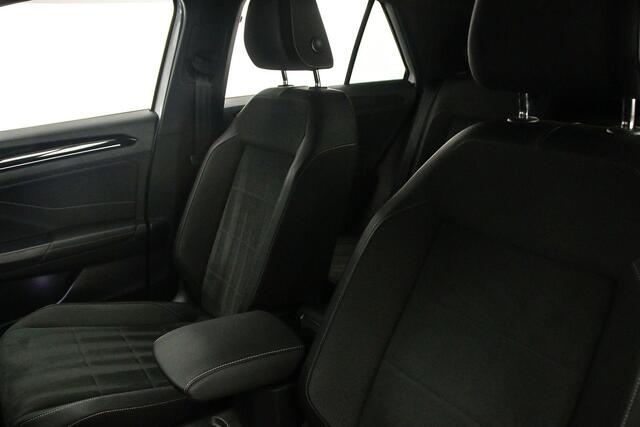 Volkswagen T-Roc Style 1.5 TSI 150pk DSG Automaat Trekhaak, Adaptive cruise control, Navigatie, Achteruitrijcamera, Stoelverwarming, Parkeersensoren, LED koplampen