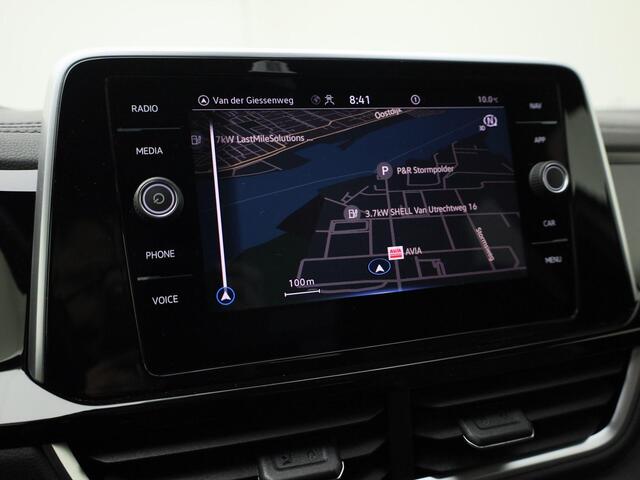 Volkswagen T-Roc 1.5TSI/150pk DSG R-Line Business · Panoramadak · Camera · Apple/Android Car Play· Stoelverwarming · Garantie t/m 07-01-2027 of 100000km