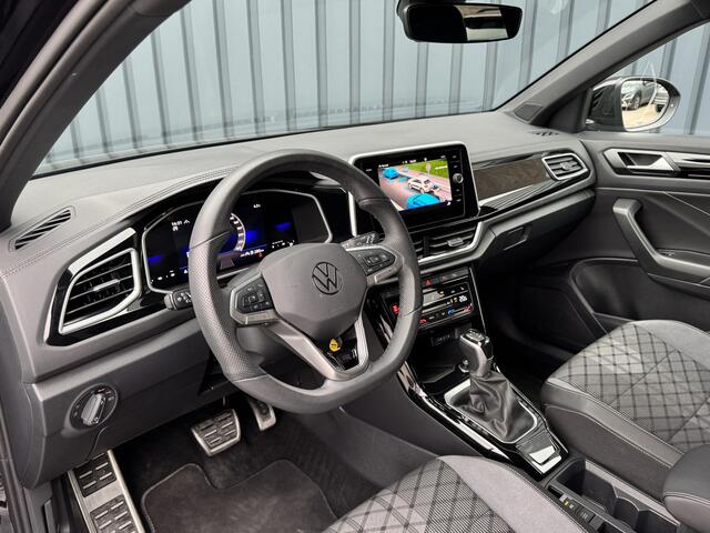 Volkswagen T-Roc 1.5 TSI R-Line Business | Black Style | Trekhaak afnb. | 19'' | IQ Light | Side Assist | Prijs Rijklaar!!