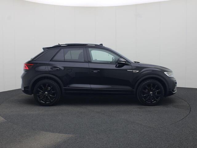Volkswagen T-Roc 1.5TSI/150PK R Line Black Style DSG · Navigatie · Trekhaak · Apple/Android · Garantie t/m 15-01-2027