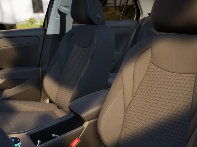 Volkswagen T-Roc Life First Edition 1.5 eTSI 116 PK 7 versn.DSG · Comfort Pakket · Trekhaak ·