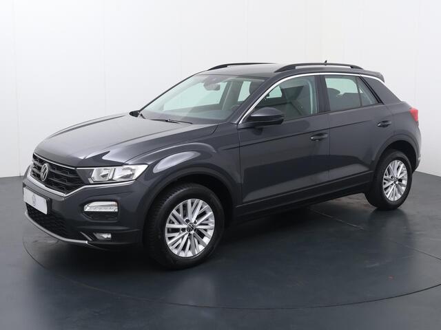 Volkswagen T-Roc 1.0 TSI Style | 110 PK | Adaptive cruise control | Airco | Lane assist |