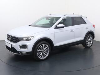 volkswagen-t-roc-1.5-tsi-sport--15