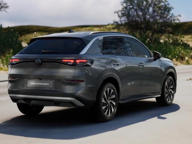 Volkswagen T-Roc Life First Edition 1.5 eTSI 116 PK 7 versn. DSG · Achteruitrijcamera · Draadloze telefoonlader ·