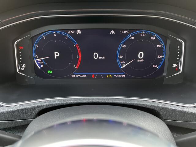 Volkswagen T-Roc 1.5 TSI Sport Business R | CAMERA | CARPLAY | 20INH | STOELVERW.