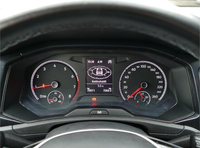 Volkswagen T-Roc 1.0 TSI Style | stoelverwarming | Apple Carplay/Android auto | all-season-banden | navigatie