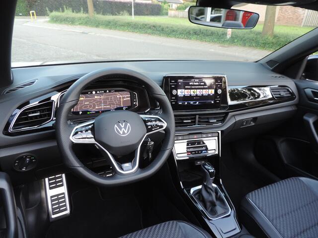 Volkswagen T-Roc Cabrio 1.5 TSI R-Line Edition Grey - IQ.Light | Blindspot | Stuur/stoelverw. | Camera | CarPlay | Afn. trekhaak