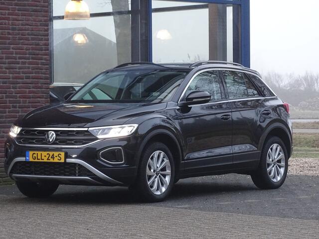 Volkswagen T-Roc 1.5 TSI Life Business TREKHAAK
