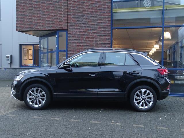 Volkswagen T-Roc 1.5 TSI Life Business TREKHAAK
