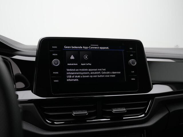 Volkswagen T-Roc 1.5 TSI 150 pk DSG R-Line Edition | Panoramadak | Trekhaak | IQ Light | Achteruitrijcamera | Navigatie