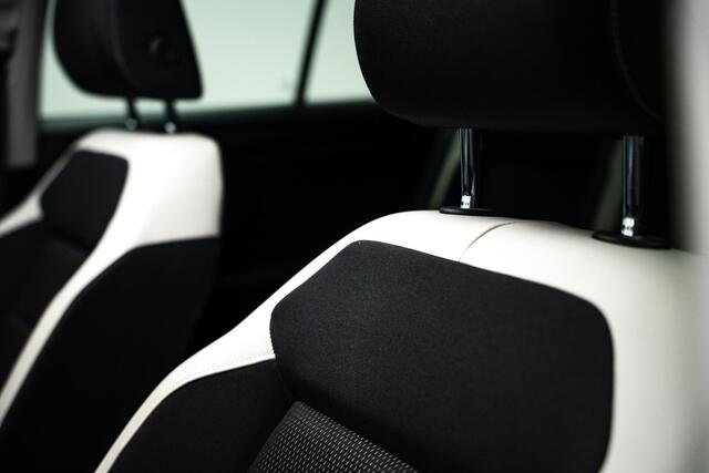 Volkswagen T-Roc 1.5 TSI Sport |Pano|Camera|ACC|Stoelverwarming|