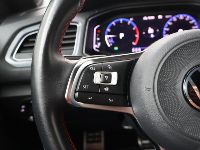 Volkswagen T-Roc 1.5 TSI Sport Business R | 150 PK | Automaat | Multifunctioneel stuurwiel | Cruisecontrol | Achteruitrij camera |