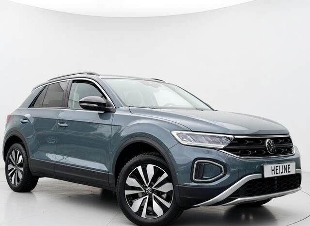 Volkswagen T-Roc TSI 115PK LIFE GOAL EDITION NAVI/CARPLAY/STOELVERWARMING/ FABRIEKSGARANTIE