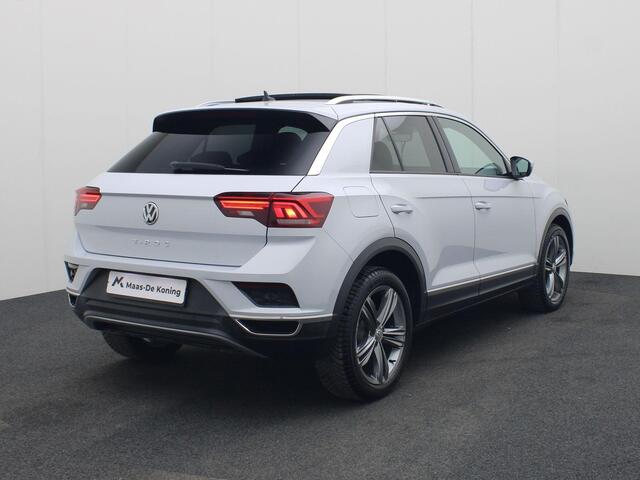 Volkswagen T-Roc 1.5TSI/150PK Sport · Panoramadak · Navigatie · Apple Carplay/Android Auto ·