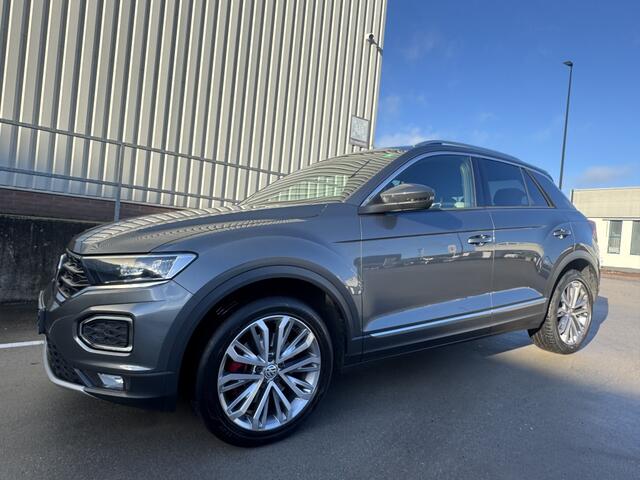 Volkswagen T-Roc 1.5 TSI Sport Line I Lane + Front Assist I Camera