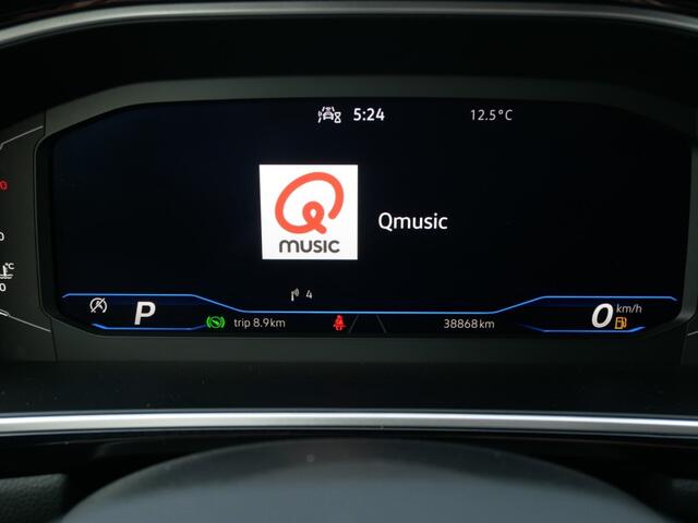 Volkswagen T-Roc 1.5 TSI R-LINE **Clima//Navi//Lm **