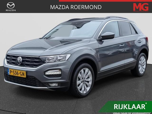 Volkswagen T-Roc 1.5 TSI 150 PK Style | NL-Auto | Automaat | Navigatie | Adaptieve Cruise Control | Parkeersensoren | 1e Eigenaar