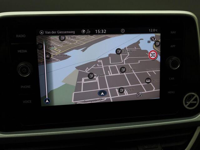 Volkswagen T-Roc 1.0 TSI 116PK Goal · Apple/Android Car Play · Navigatie · P-Sensoren · Dodehoek Detectie · Garantie t/m 13-02-2027