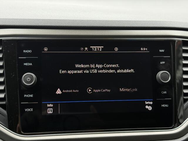 Volkswagen T-Roc 1.0 TSI Style Business | Navigatie | ACC | PDC V+A | Elekt. Kofferklep | Apple Carplay/Android Auto | RIJKLAARPRIJS INCL 12 MAANDEN GARANTIE EN BEURT