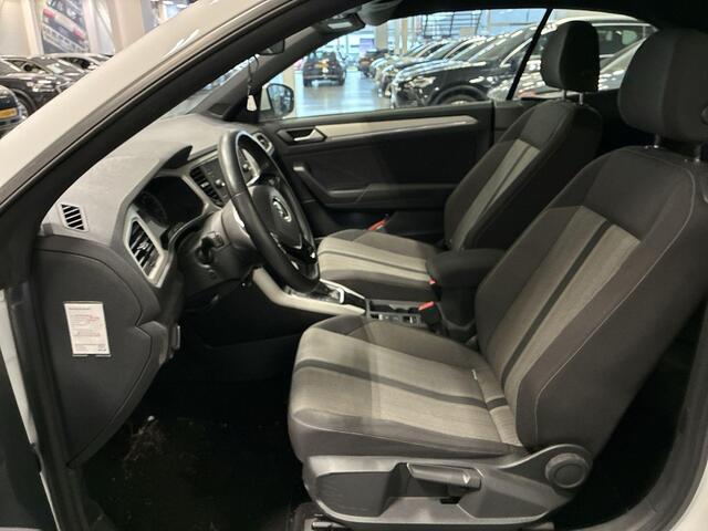 Volkswagen T-Roc Cabrio 1.5 TSI 150pk DSG Style · Apple/Android Car Play · Stoelverwarming · Alarm · Navigatie · P-Sensoren · 17'' Inch ·