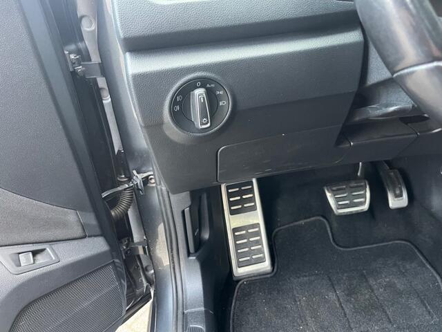 Volkswagen T-Roc 1.5 TSI Sport Business R