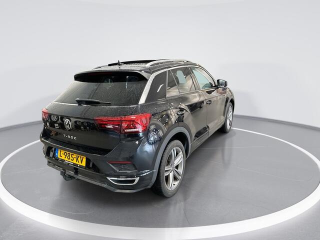 Volkswagen T-Roc 1.5 TSI 150pk DSG R-line Sport · Camera · Panoramadak · Apple/Android Car Play · Alarm · Trekhaak · 18'' Inch ·