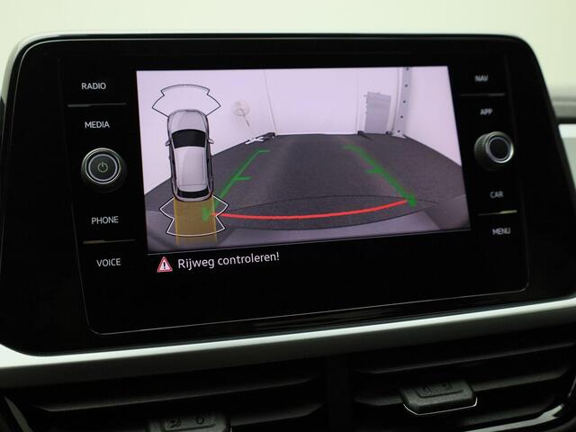 Volkswagen T-Roc 1.5TSI/150PK Life DSG · Navigatie · Apple/Android · Camera + Parkeersensoren · Garantie tot februari 2027