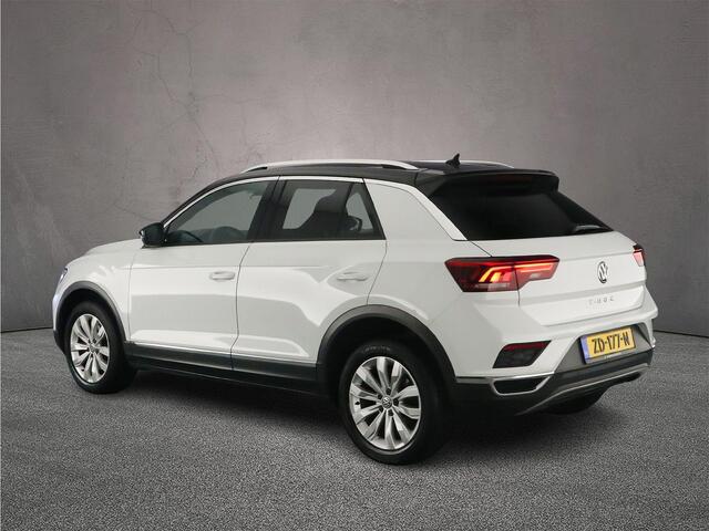 Volkswagen T-Roc Sport 1.0 TSI 115pk Adaptive cruise control, Navigatie, Parkeersensoren, Stoelverwarming, LED koplampen, DAB, Radio, Airco, Bluetooth