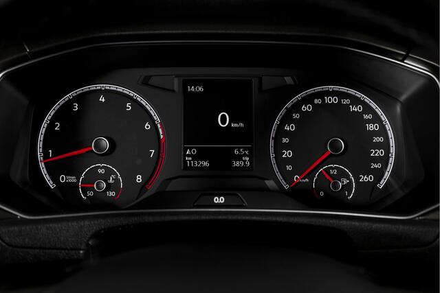 Volkswagen T-Roc 1.5 TSI Style 150 PK Orig. NL | Afn. Trekhaak | Adapt. Cruise | PDC | NAV + App. Connect | ECC | LM 16" |