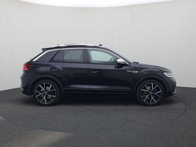 Volkswagen T-Roc 2.0 TSI 300pk DSG 4Motion R · Panoramadak · Akrapovic · Leder · BEATS Audio · Trekhaak afneembaar · Elektrische stoelverstelling · Camera · Apple/Android Car Play · Garantie t/m 15-04-2027