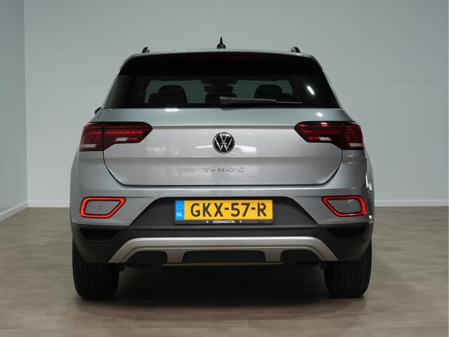 Volkswagen T-Roc 1.5 TSI 150pk DSG Life Edition Carplay/Android Camera keyless Acc Lm Velgen 122