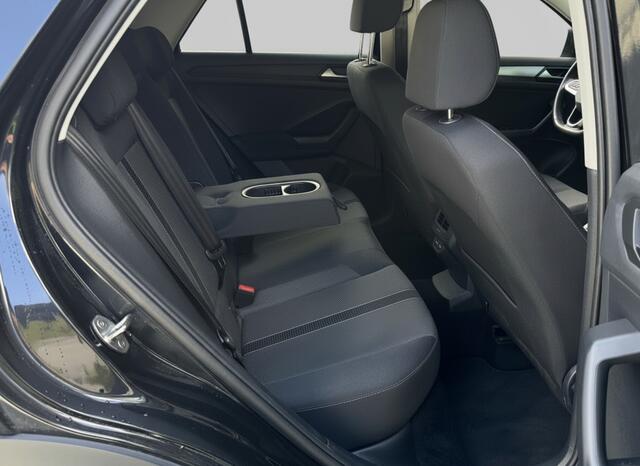 Volkswagen T-Roc TSI 115PK LIFE NAVI/PDC/CARPLAY FABRIEKS GARANTIE