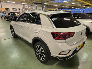 volkswagen-t-roc-1.5-tsi-style--150