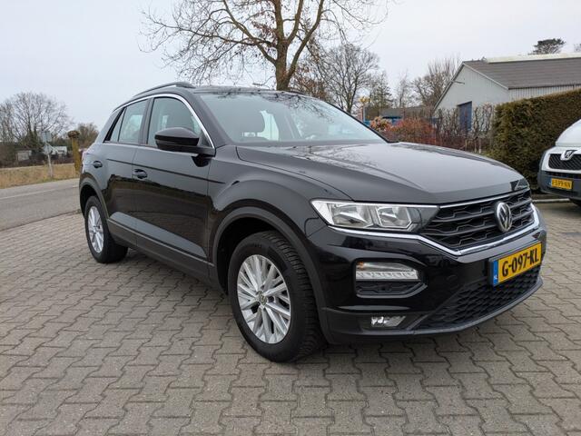 Volkswagen T-Roc 1.0 TSI STYLE I Stoelverw. I Trekhaak I Cruise I Clima I Carplay I Lane/front assist