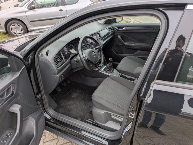 Volkswagen T-Roc 1.0 TSI STYLE I Stoelverw. I Trekhaak I Cruise I Clima I Carplay I Lane/front assist