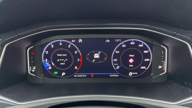 Volkswagen T-Roc 2.0 TSI 4Motion Sport Panorama dak/ NL Auto /1eEigenaar