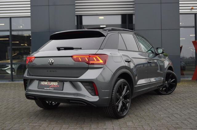 Volkswagen T-Roc 1.5 TSI DSG R-Line /Panodak/19 Inch LM /Camera / IQ Matrix LED