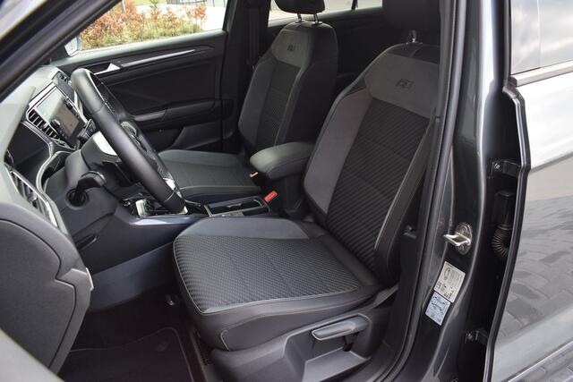 Volkswagen T-Roc 1.5 TSI 150pk DSG R-line | Pano | Camera | Trekhaak | Virtual | Beats