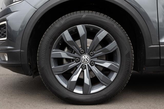 Volkswagen T-Roc 1.5 TSI | 2X R-Line | PANO | CAMERA