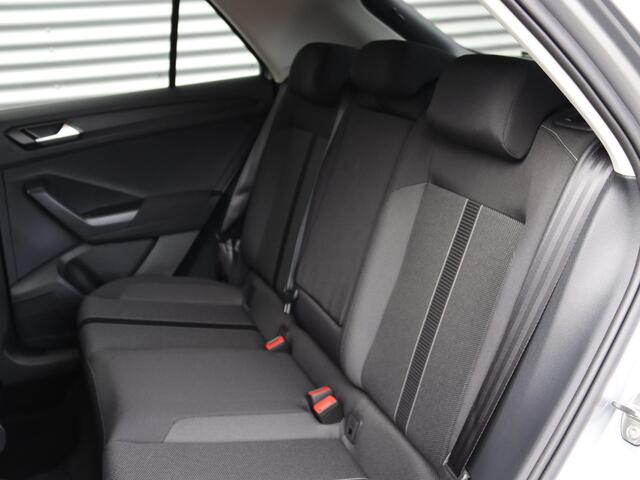 Volkswagen T-Roc Life Edition 1.0 85 kW / 116 pk TSI SUV 6 versn. Hand | Climatronic | Multimedia pakket incl. navigatie | LED Plus |