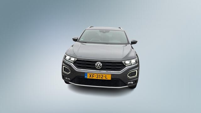 Volkswagen T-Roc 1.0 TSI 115pk Sport Trekhaak Navi. Digital Cockpit Stoelverw LED 17"velgen