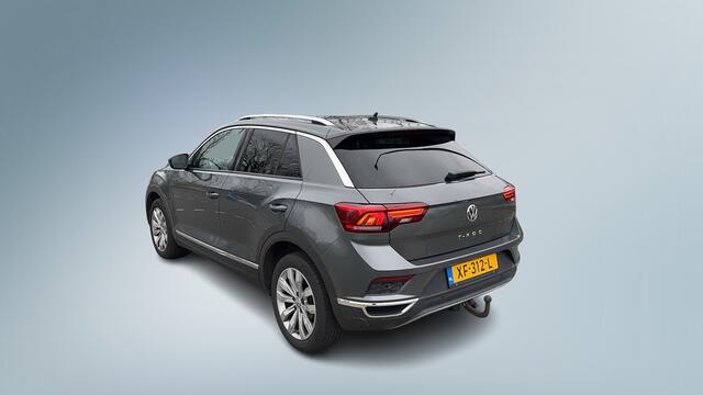 Volkswagen T-Roc 1.0 TSI 115pk Sport Trekhaak Navi. Digital Cockpit Stoelverw LED 17"velgen