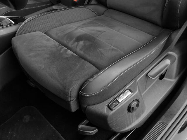 Volkswagen T-Roc 1.5 TSI 150pk DSG Style · Apple/Android Car Play · Afneembare Trekhaak · Massagefunctie Bestuurder · Stoelverwarming · Sportstoelen · Garantie t/m 07-01-2027