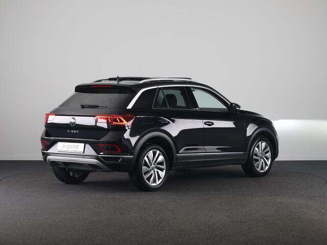 Volkswagen T-Roc 1.5 TSI Style 150 PK DSG | Panorama dak | Keyless entry/start | Matrix koplampen | Stoelverwarming | 18" LM velgen |