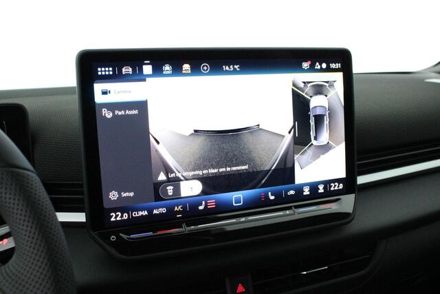 Volkswagen T-Roc 1.5 eTsi 150pk DSG R-Line First Edition Trekhaak 360Camera harman/kardon Stoelverwarming Virtual Cockpit Panoramadak