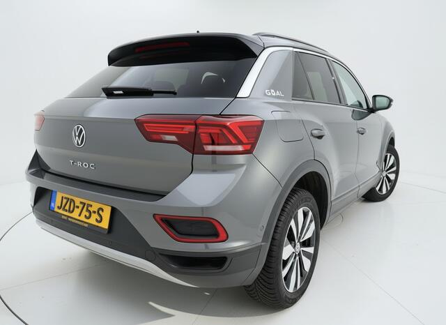 Volkswagen T-Roc TSI 115PK LIFE GOAL EDITION NAVI/CARPLAY/STOELVERWARMING/ FABRIEKSGARANTIE